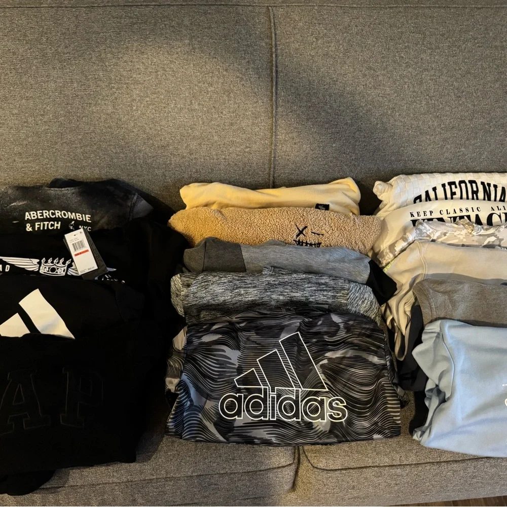 Boys Hoodie Bundle - Picture 1 of 16